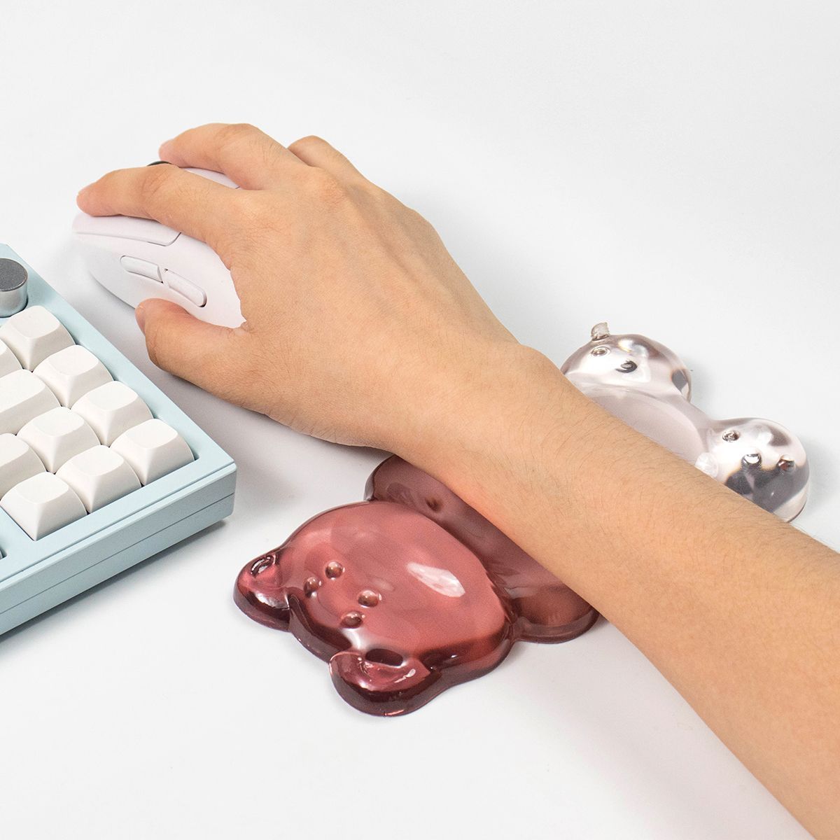 Cute Bear Shape Wrist Rest Tra - Gaming Keyboard Number Pad review and price