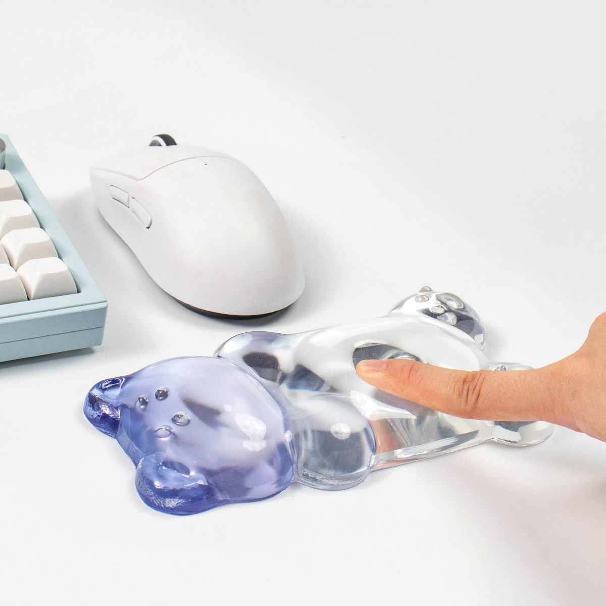 Cute Bear Shape Wrist Rest Tra - Gaming Keyboard Number Pad review and price